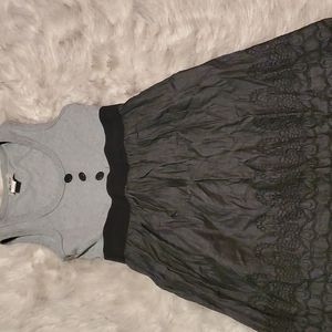 Simple no sleeve cotton dress